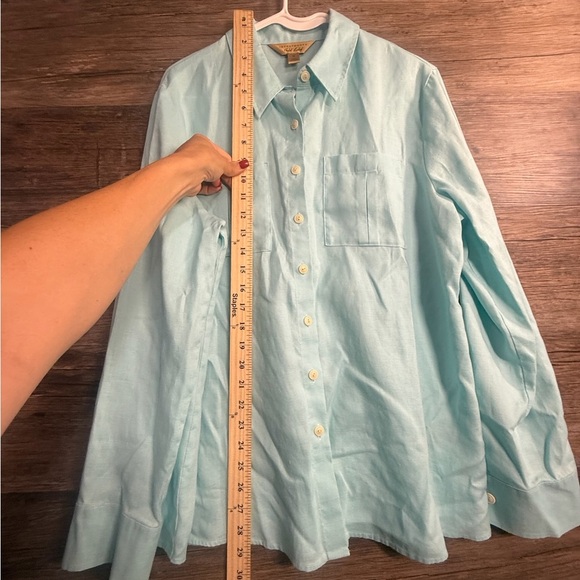 Investments Gold Label 100% Hemp Elegant Aqua Button Down Shirt - Picture 2 of 6